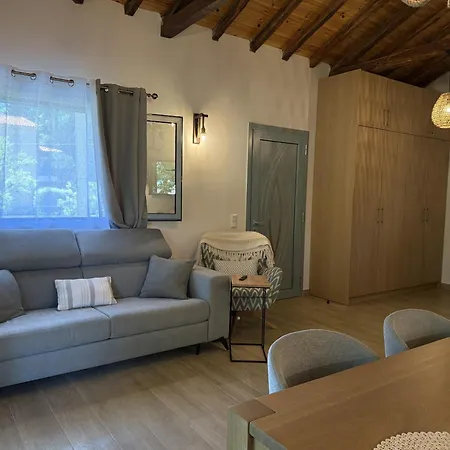 Pappous Workplace Casa de Campo Skiathos Town