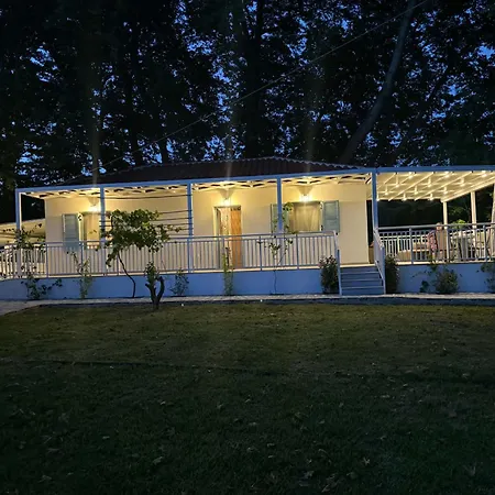 Casa de Campo Pappous Workplace *